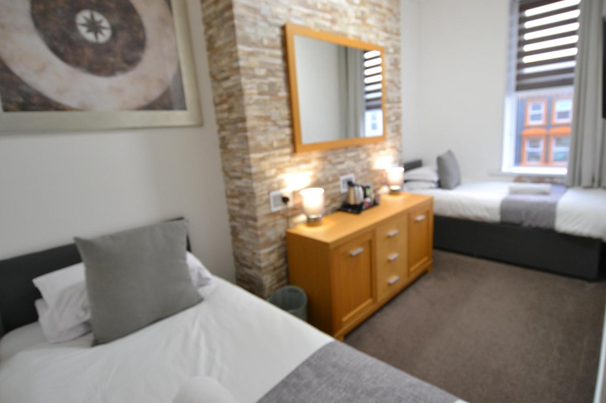 Hotel 33 블랙풀 객실 사진